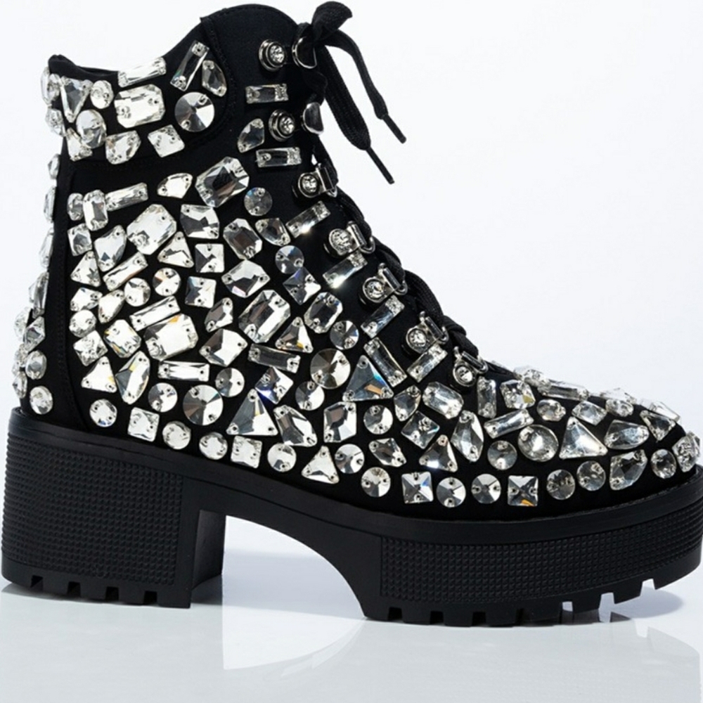 BOOTS - Picture 15 of 15